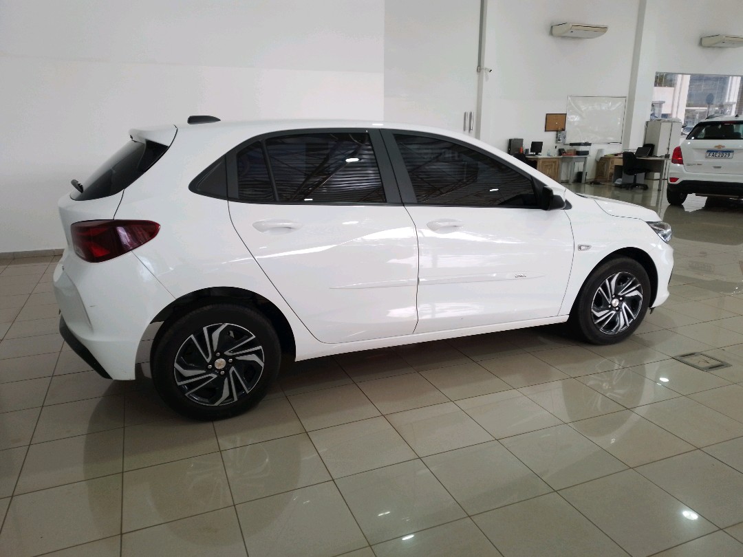 GM - Chevrolet-ONIX-1.0 FLEX LT MANUAL