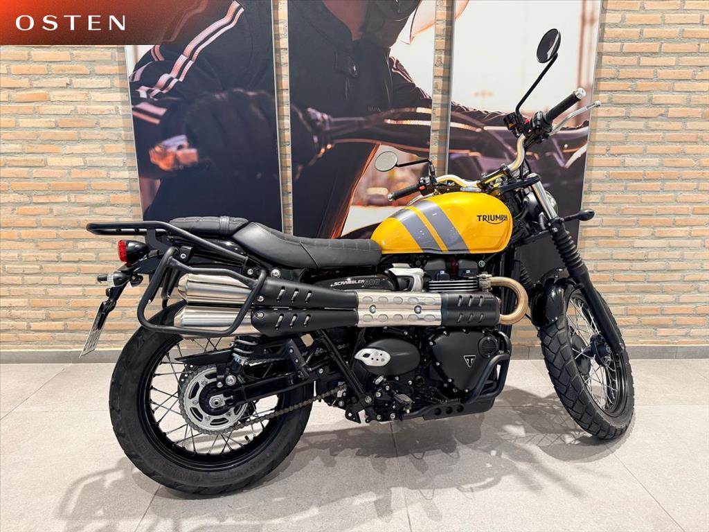 TRIUMPH-SCRAMBLER-900
