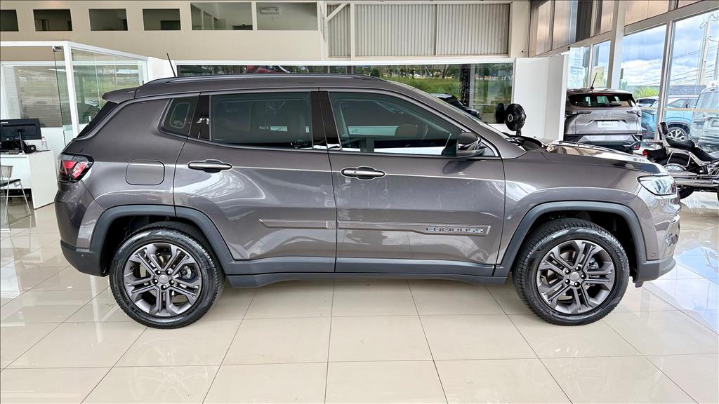 COMPASS 1.3 T270 TURBO FLEX LONGITUDE AT68