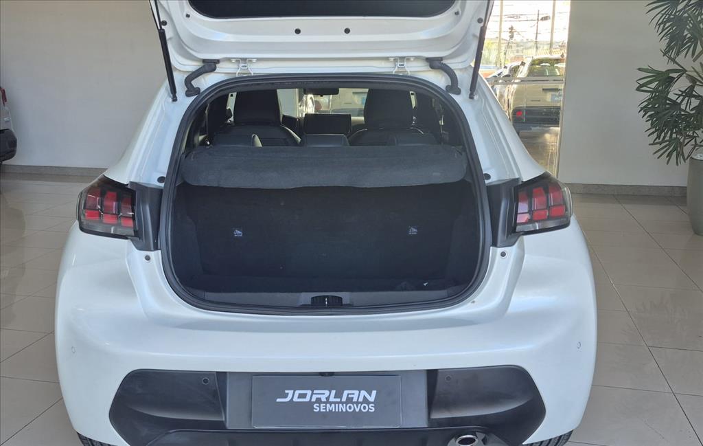 208 1.6 16V FLEX ROADTRIP AT66