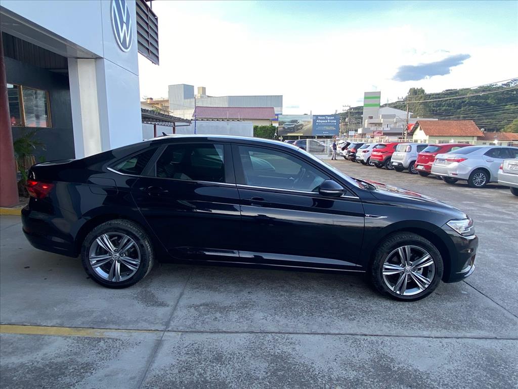 JETTA 1.4 250 TSI TOTAL FLEX R-LINE TIPTRONIC3