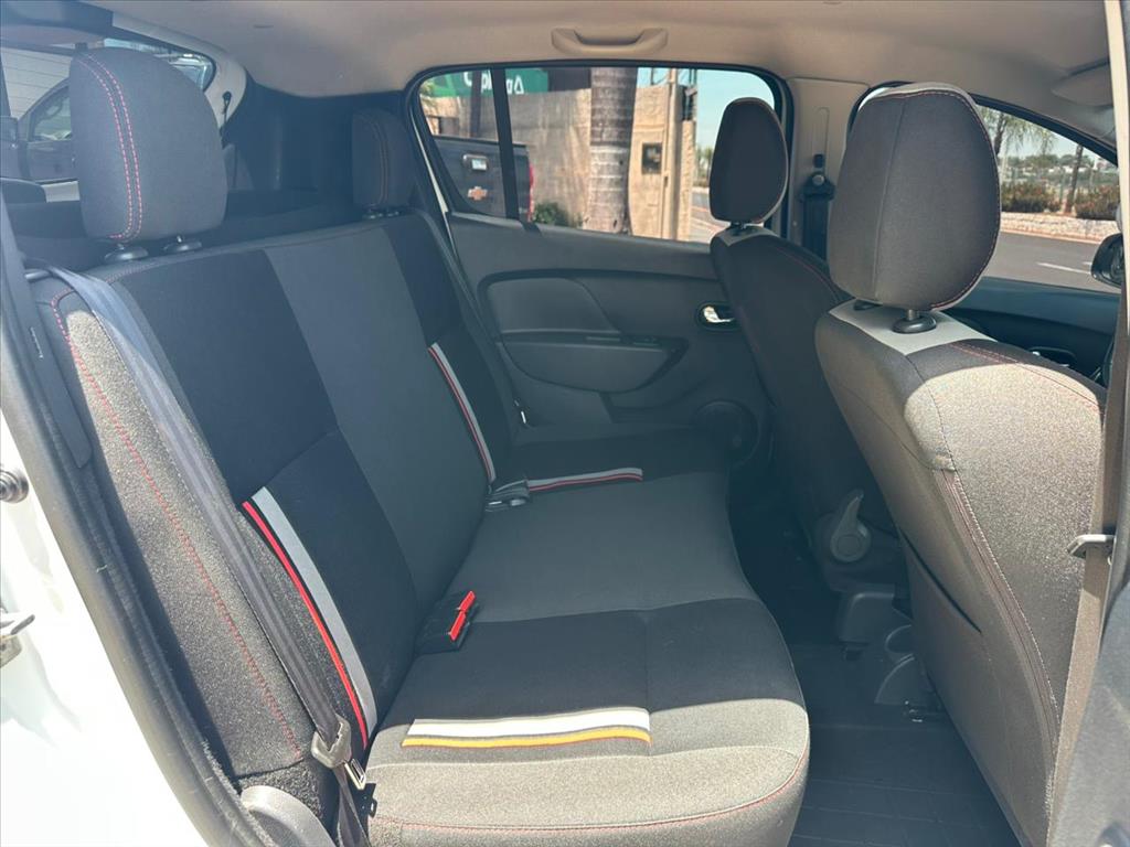 SANDERO 2.0 16V HI-FLEX RS MANUAL8