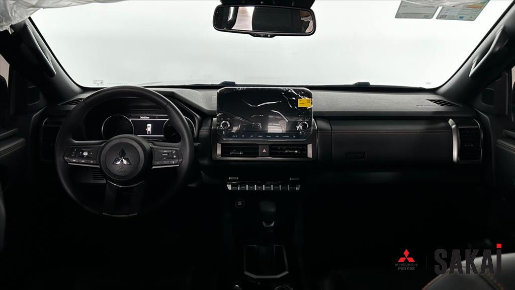 Mitsubishi-TRITON-2.4 BITURBO DIESEL CD KATANA 4X4 AUTOMÁTICO