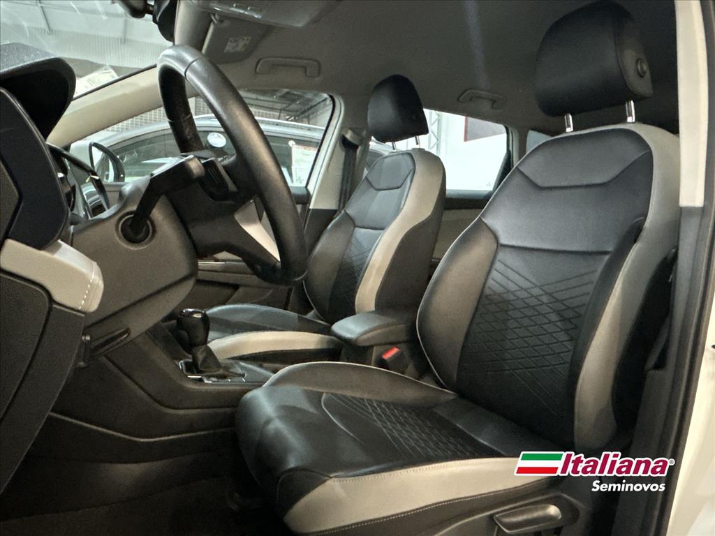 TAOS 1.4 250 TSI TOTAL FLEX COMFORTLINE AUTOMÁTICO6