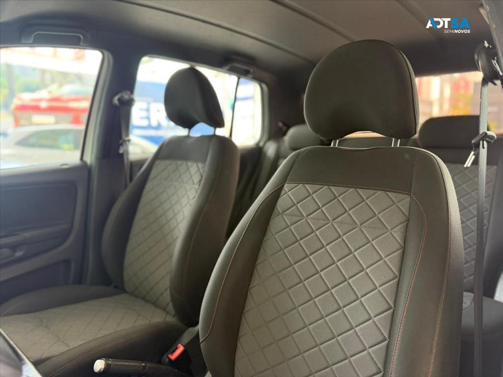 VOLKSWAGEN FOX 1.6 MSI TOTAL FLEX XTREME 4P MANUAL