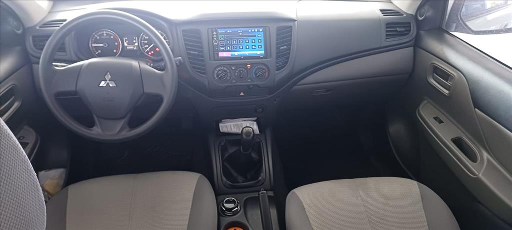 L200 TRITON 2.4 16V TURBO DIESEL SPORT GLS CD 4P 4X4 AUTOMÁTICO6