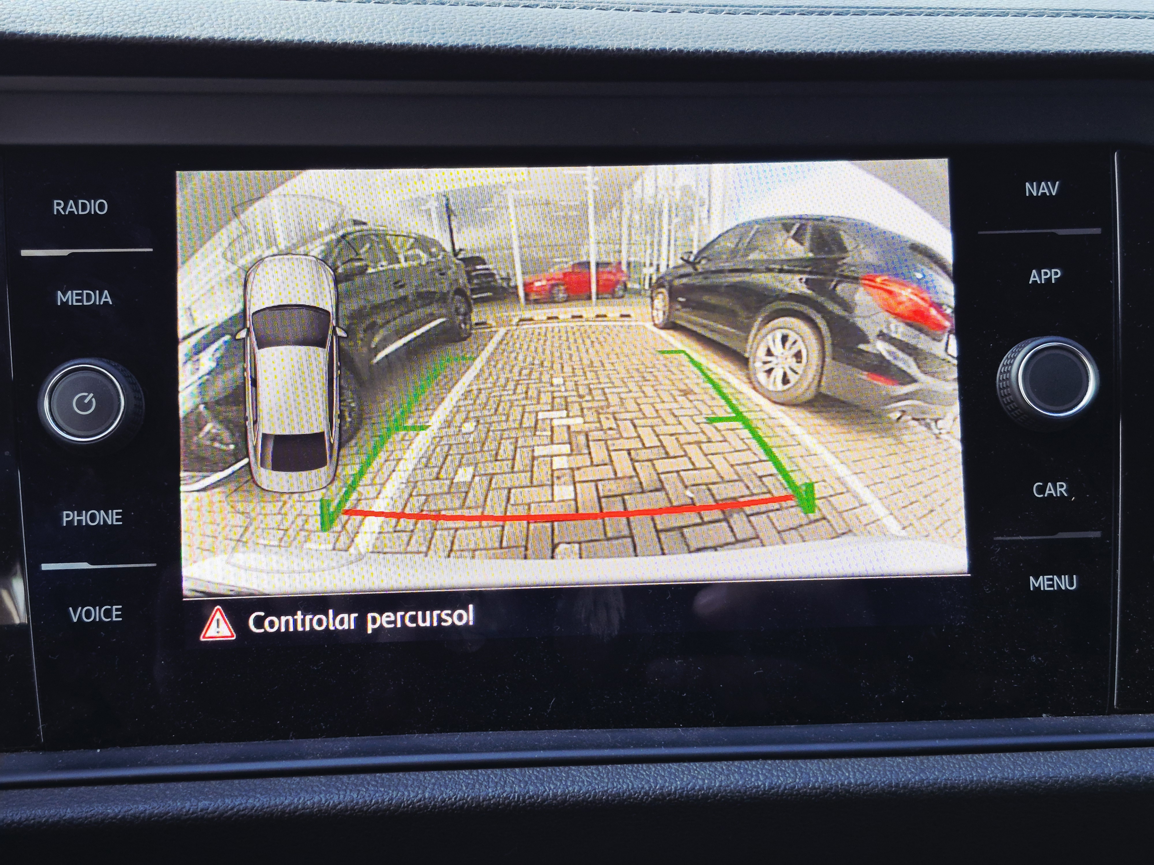 Foto ilustrativa do carro