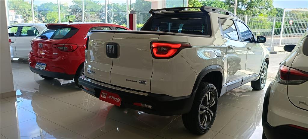 TORO 1.3 TURBO 270 FLEX FREEDOM AT61