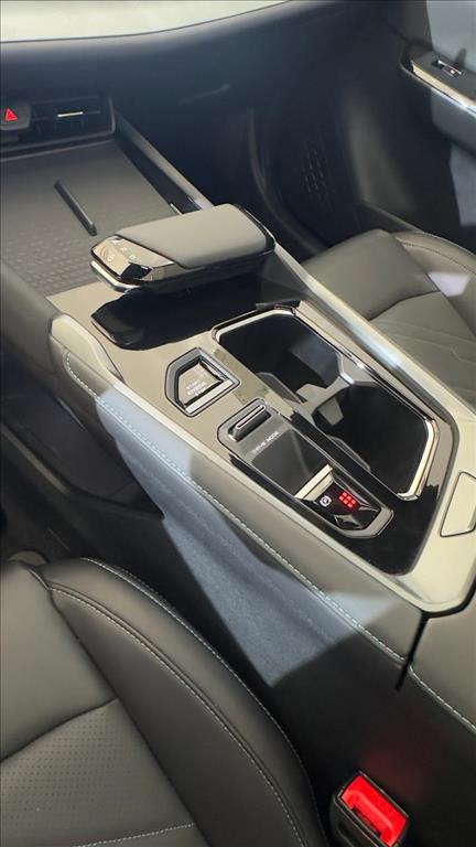 CHANGAN-UNI-T-1.5 TGDI FLEX 7DCT