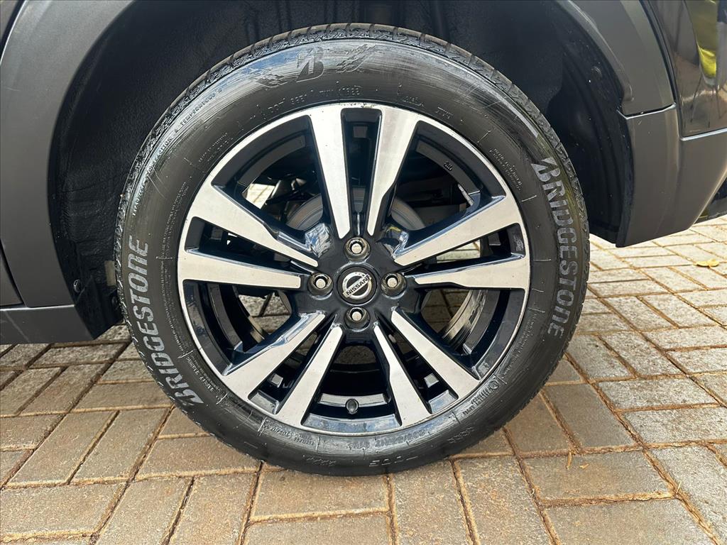 KICKS 1.6 16V FLEXSTART EXCLUSIVE XTRONIC KICKS 1.6 16V FLEXSTART EXCLUSIVE XTRONIC