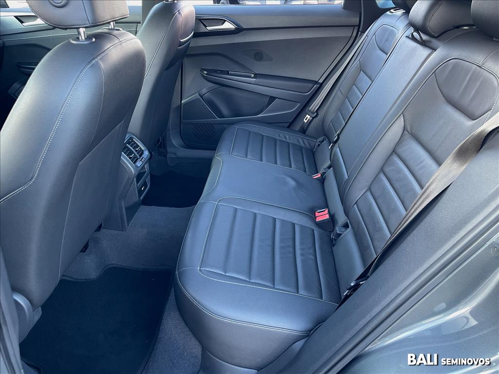 TAOS 1.4 250 TSI TOTAL FLEX HIGHLINE AUTOMÁTICO17