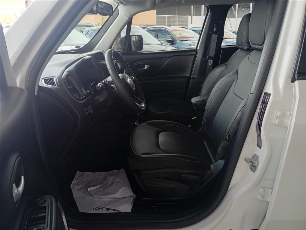 RENEGADE 1.3 T270 TURBO FLEX LONGITUDE AT67