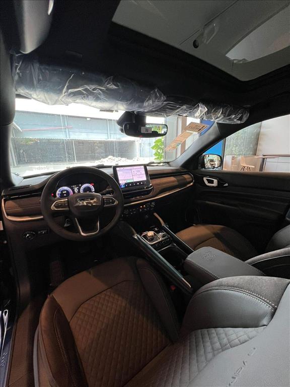 COMMANDER 2.2 TURBO DIESEL OVERLAND AT912