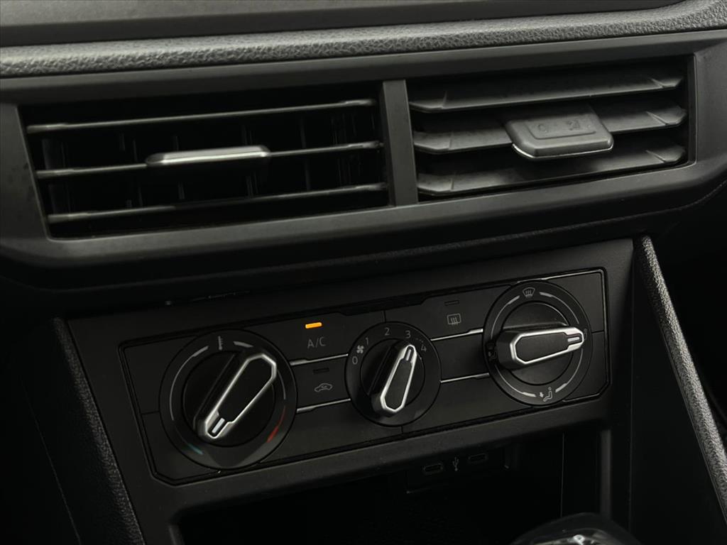 NIVUS 1.0 200 TSI TOTAL FLEX COMFORTLINE AUTOMÁTICO9