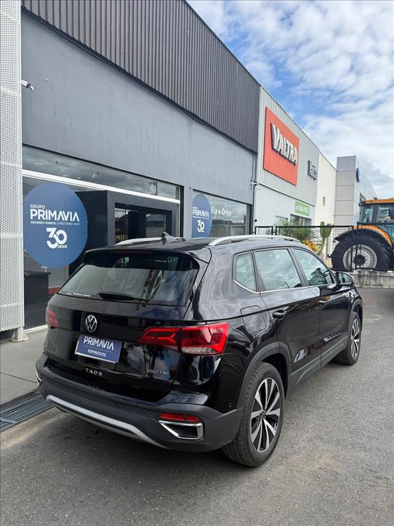 TAOS 1.4 250 TSI TOTAL FLEX HIGHLINE AUTOMÁTICO9