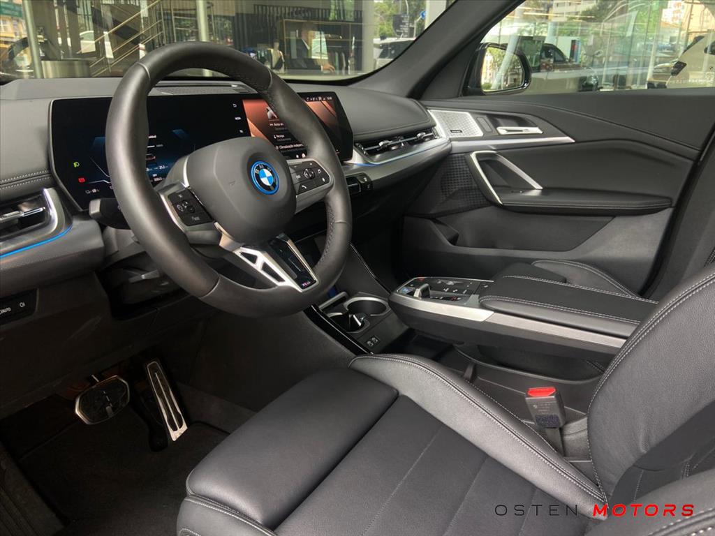 BMW-iX1-ELÉTRICO XDRIVE30 M SPORT