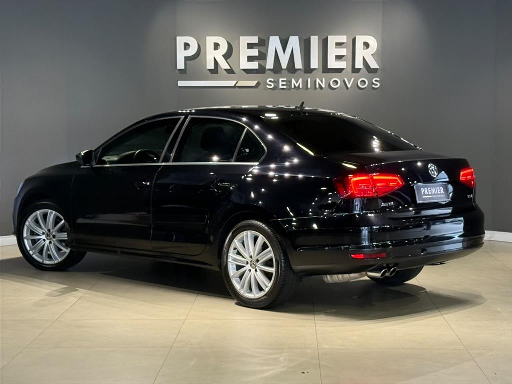 JETTA 2.0 TSI HIGHLINE 211CV GASOLINA 4P TIPTRONIC10