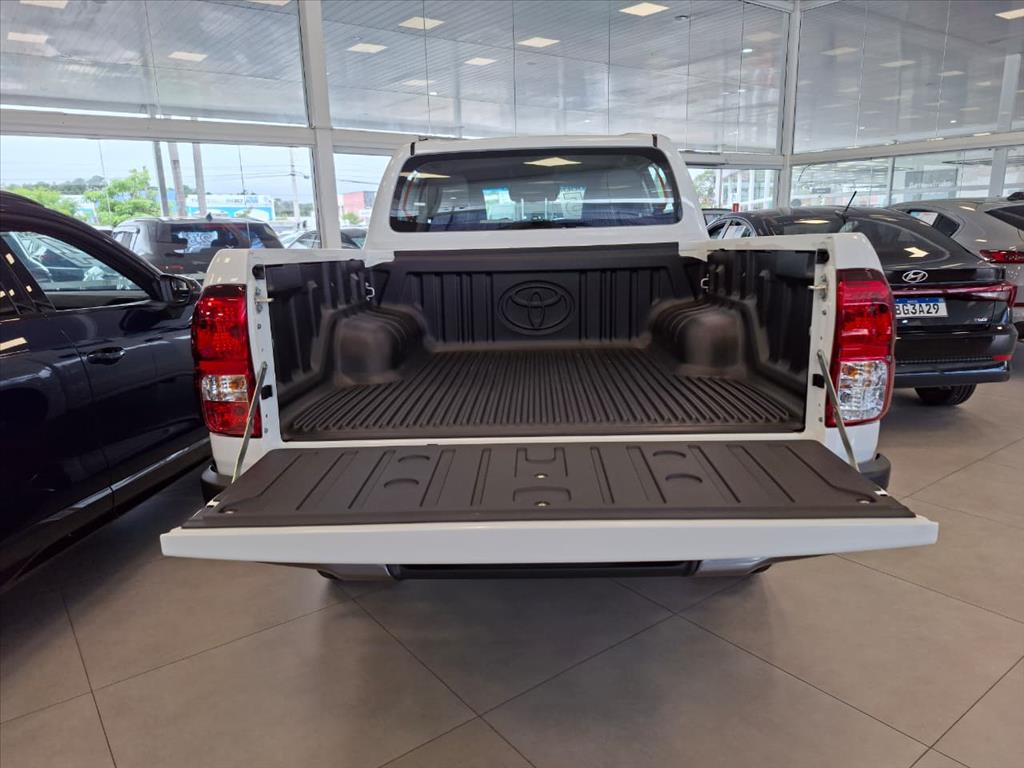 HILUX 2.8 D-4D TURBO DIESEL CD POWER PACK 4X4 AUTOMÁTICO8