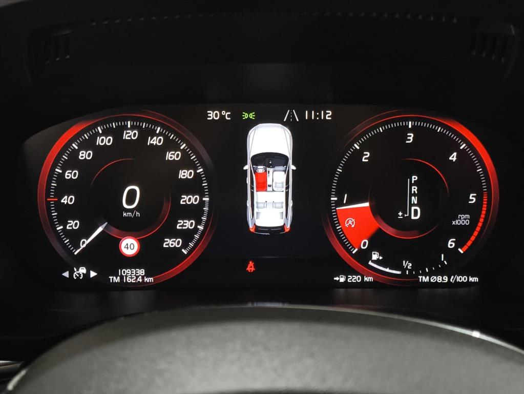 XC60 2.0 D5 DIESEL MOMENTUM AWD GEARTRONIC11