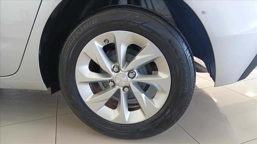 ONIX 1.0 TURBO FLEX LTZ AUTOMÁTICO8