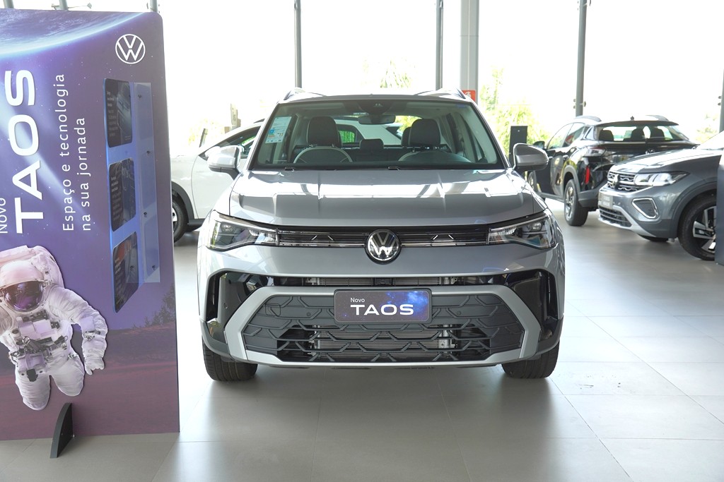 TAOS 1.4 250 TSI TOTAL FLEX COMFORTLINE AUTOMÁTICO1