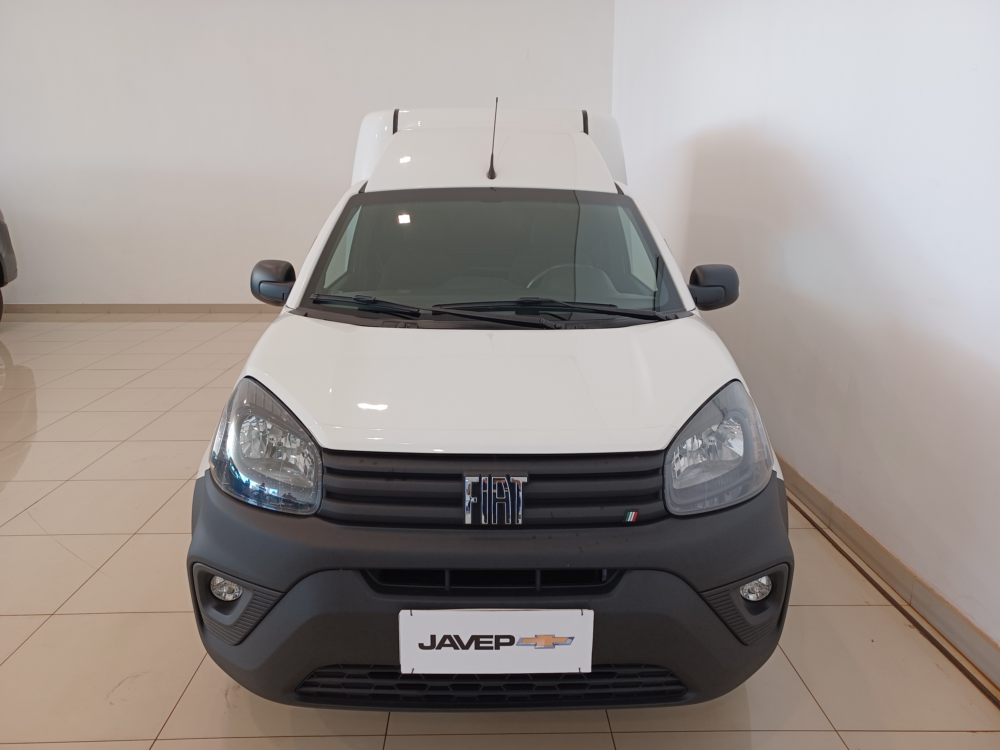 Fiat-FIORINO-1.4 MPI FURGÃO ENDURANCE 8V FLEX 2P MANUAL