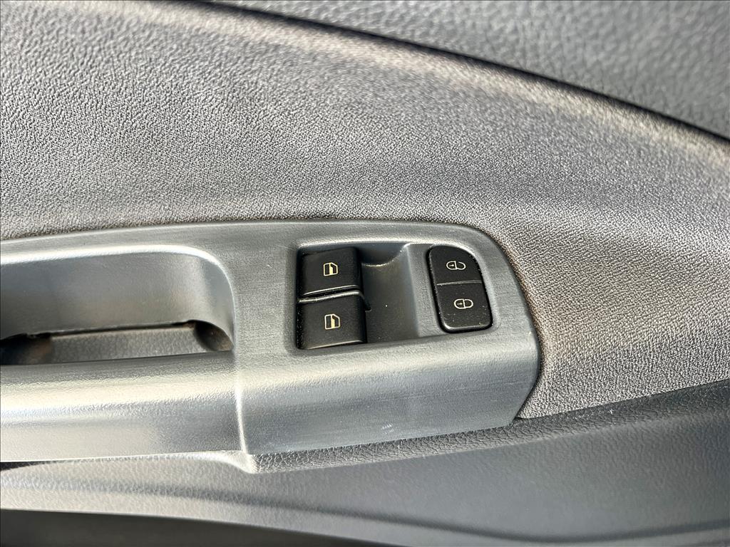 VOYAGE 1.0 MI 8V FLEX 4P MANUAL15