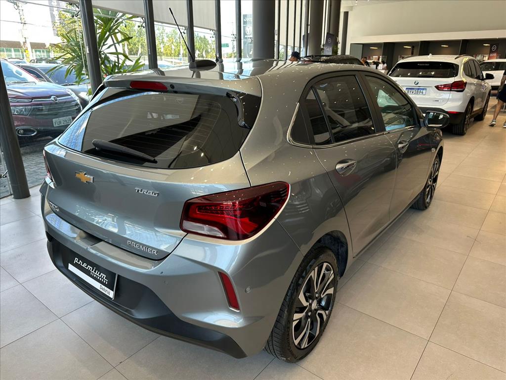 ONIX 1.0 TURBO FLEX PREMIER AUTOMÁTICO5