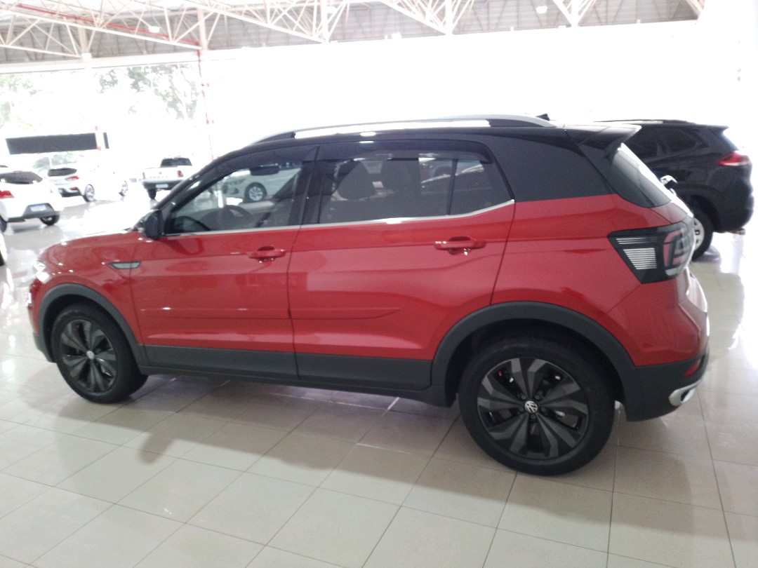 Volkswagen-T-CROSS-1.4 250 TSI TOTAL FLEX HIGHLINE AUTOMÁTICO