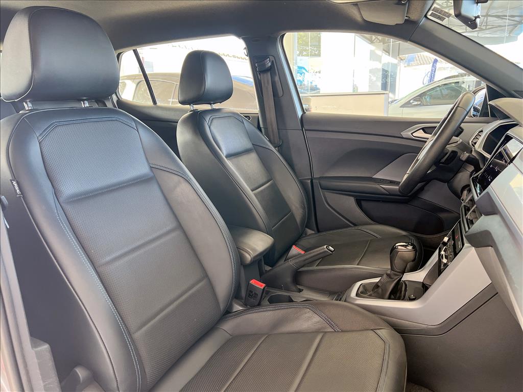 T-CROSS 1.0 200 TSI TOTAL FLEX AUTOMÁTICO18