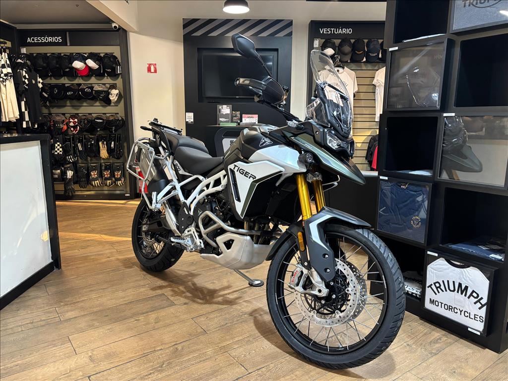900 RALLY PRO