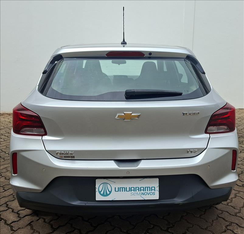 ONIX 1.0 TURBO FLEX LTZ AUTOMÁTICO4