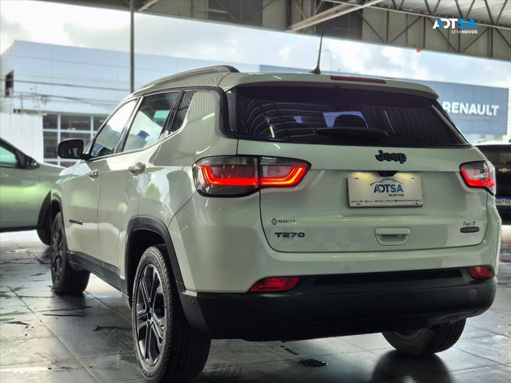 JEEP COMPASS 1.3 T270 TURBO FLEX LONGITUDE AT6