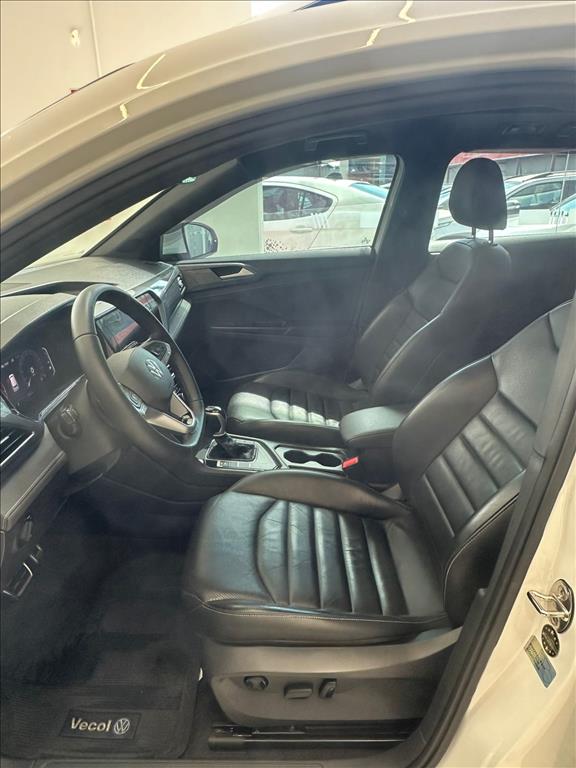 TAOS 1.4 250 TSI TOTAL FLEX HIGHLINE AUTOMÁTICO4