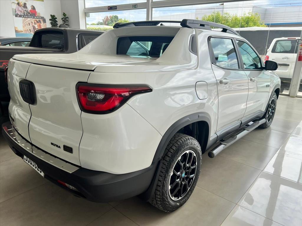 TORO 2.0 16V TURBO DIESEL ULTRA 4WD AT92