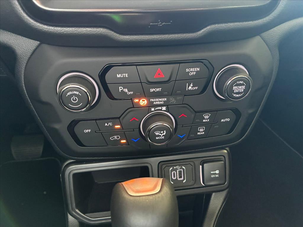 RENEGADE 1.3 T270 TURBO FLEX LONGITUDE AT610