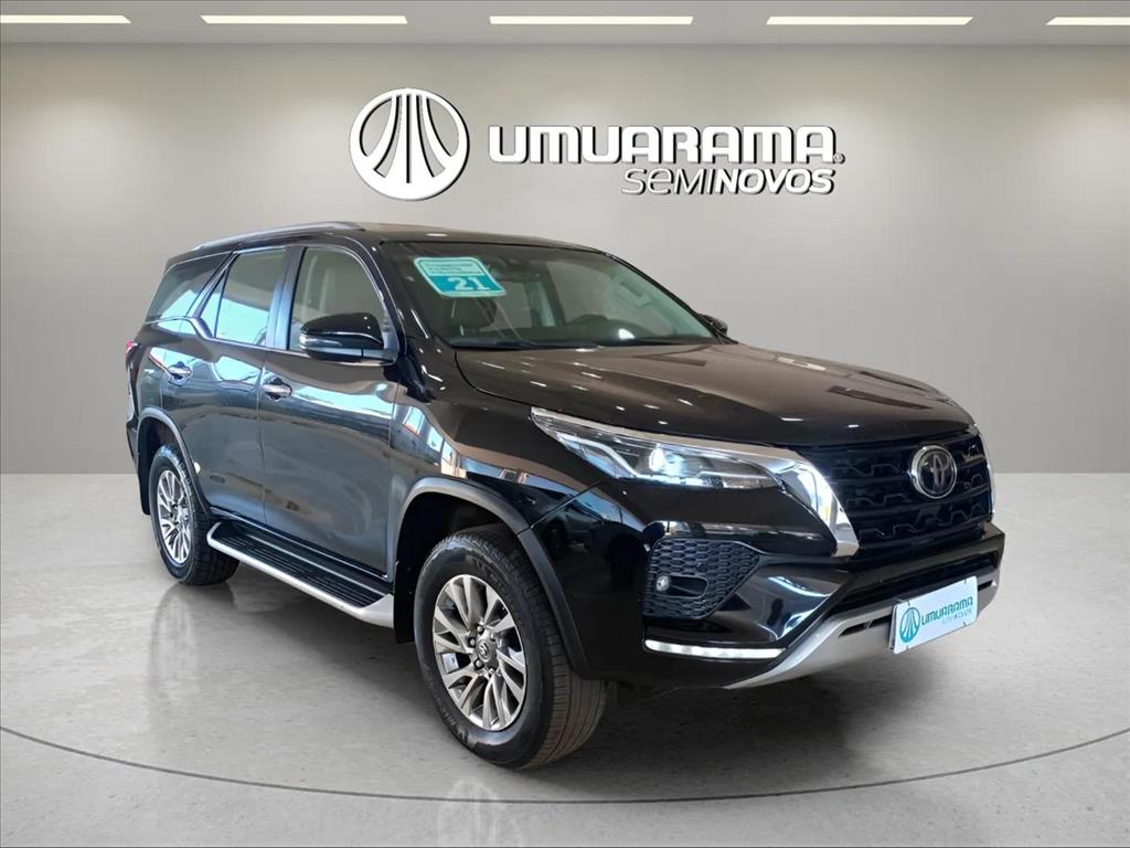 HILUX SW4 2.8 D-4D TURBO DIESEL SRX 7L 4X4 AUTOMÁTICO1