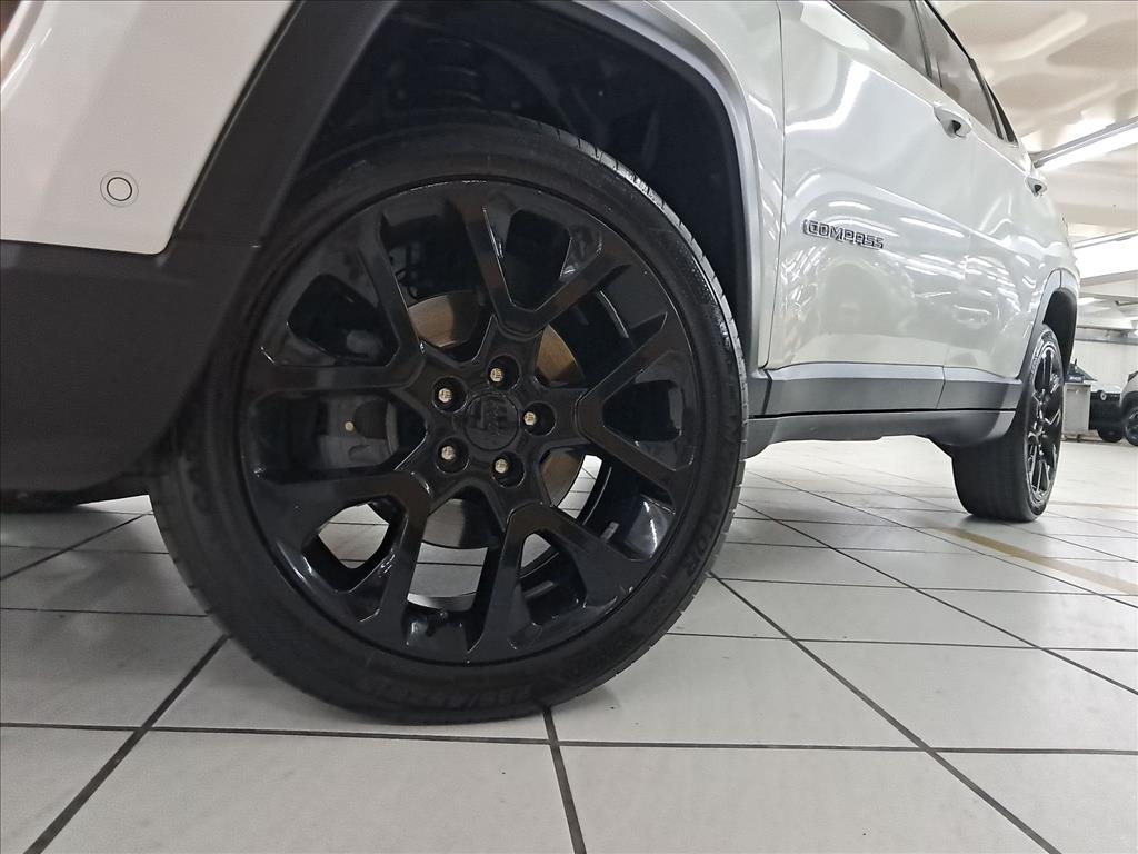 COMPASS 2.0 16V DIESEL LIMITED 4X4 AUTOMÁTICO12