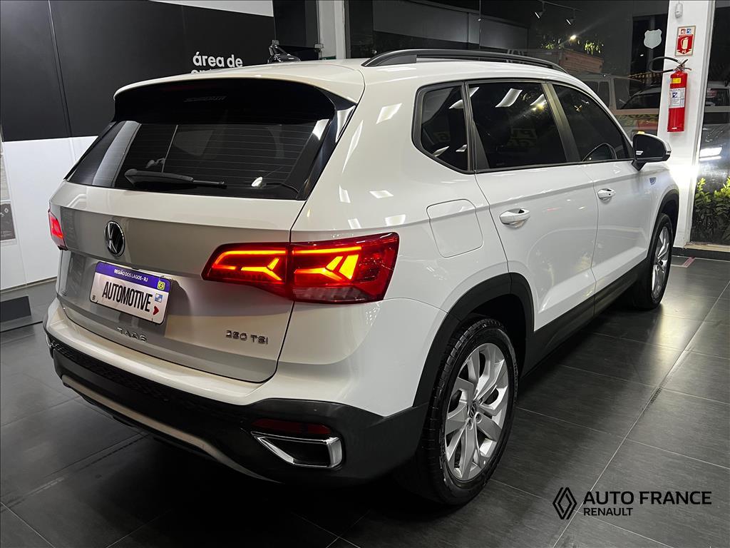TAOS 1.4 250 TSI TOTAL FLEX COMFORTLINE AUTOMÁTICO4