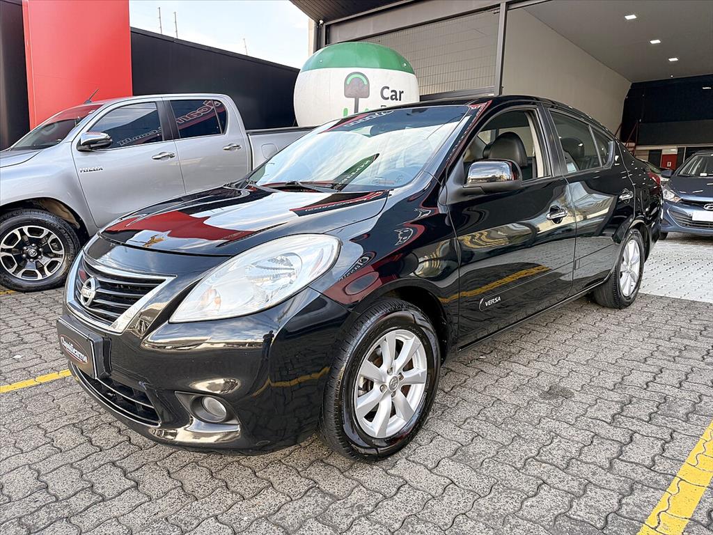 Nissan Versa - 1.6 16V FLEX SL 4P MANUAL