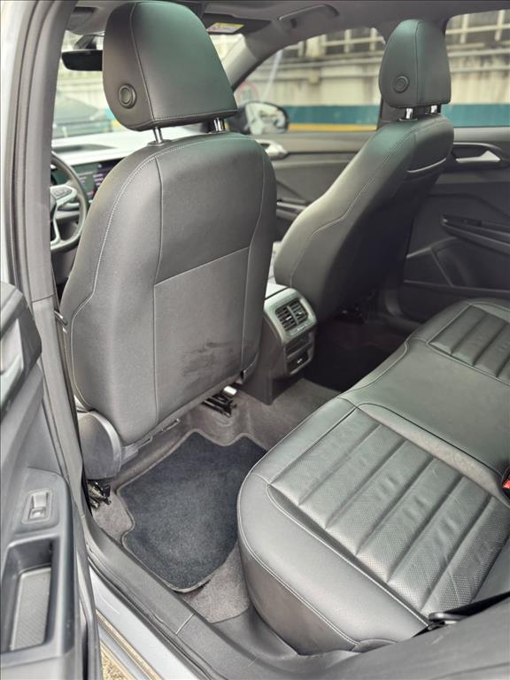 TAOS 1.4 250 TSI TOTAL FLEX HIGHLINE AUTOMÁTICO10
