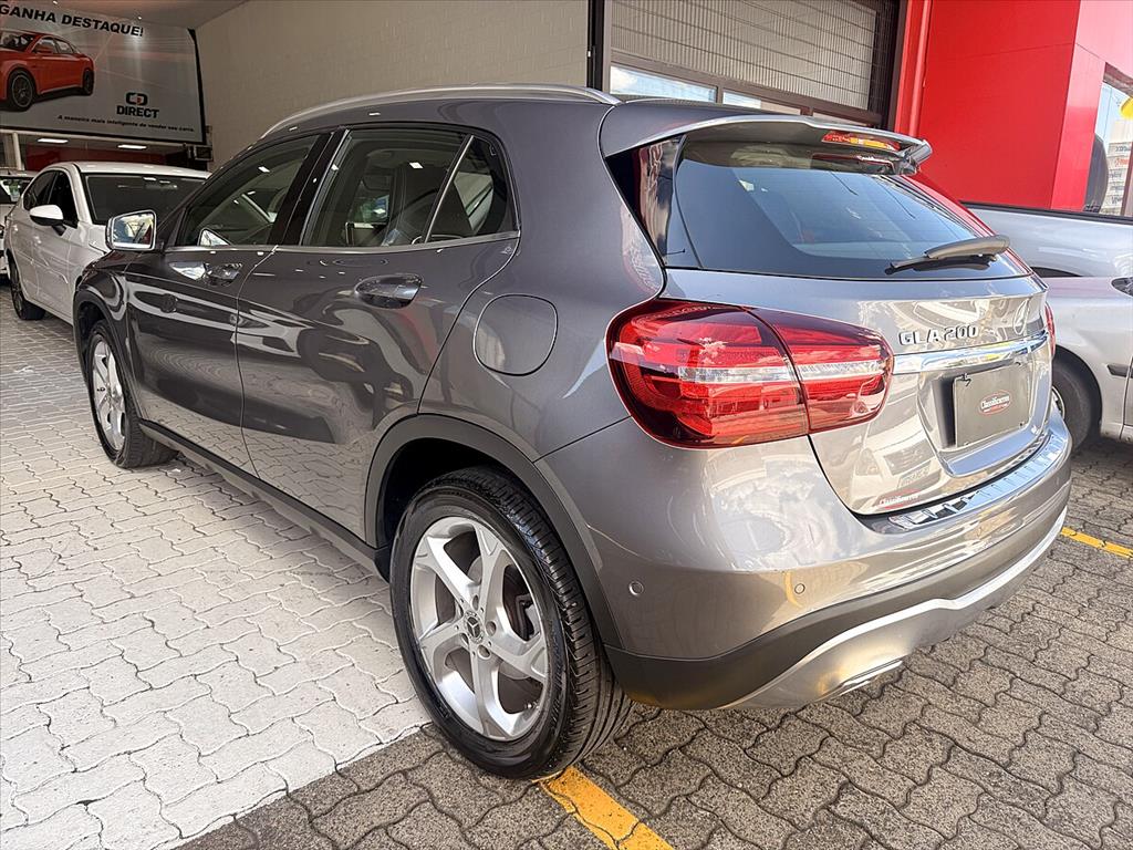 Mercedes-Benz Gla 200 - 1.6 CGI FLEX ADVANCE 7G-DCT
