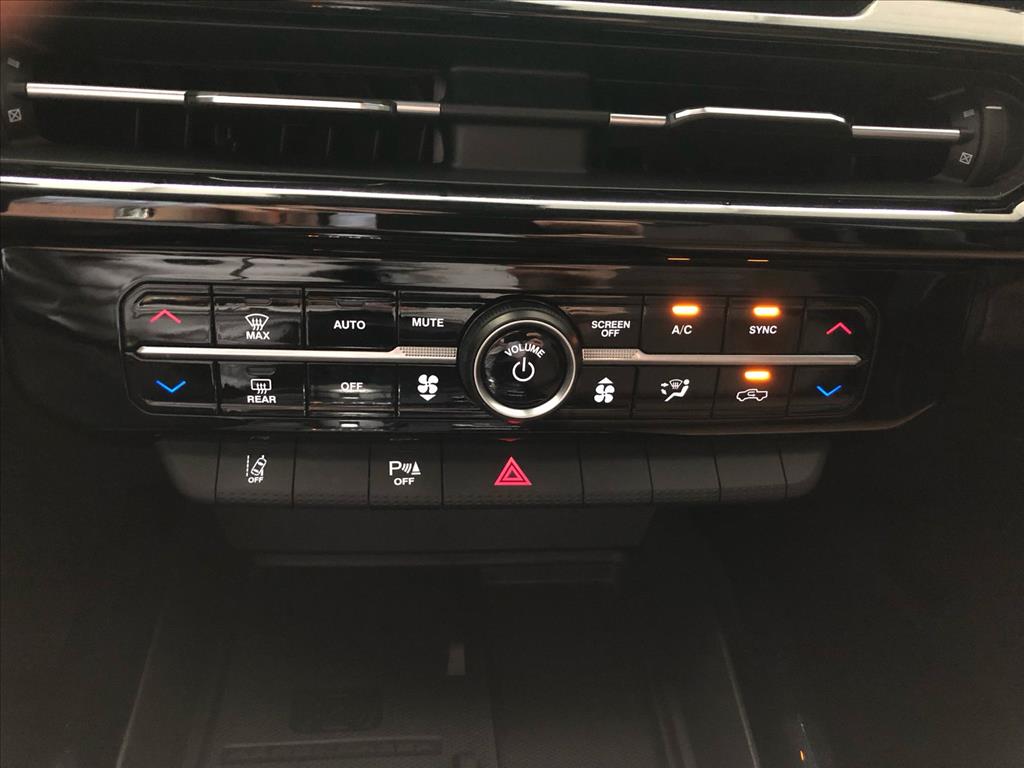 RAMPAGE 2.0 TURBO DIESEL LARAMIE 4X4 AUTOMÁTICO11