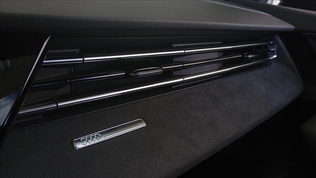 A3 2.0 40 TFSI GASOLINA SEDAN PERFORMANCE BLACK S-TRONIC14