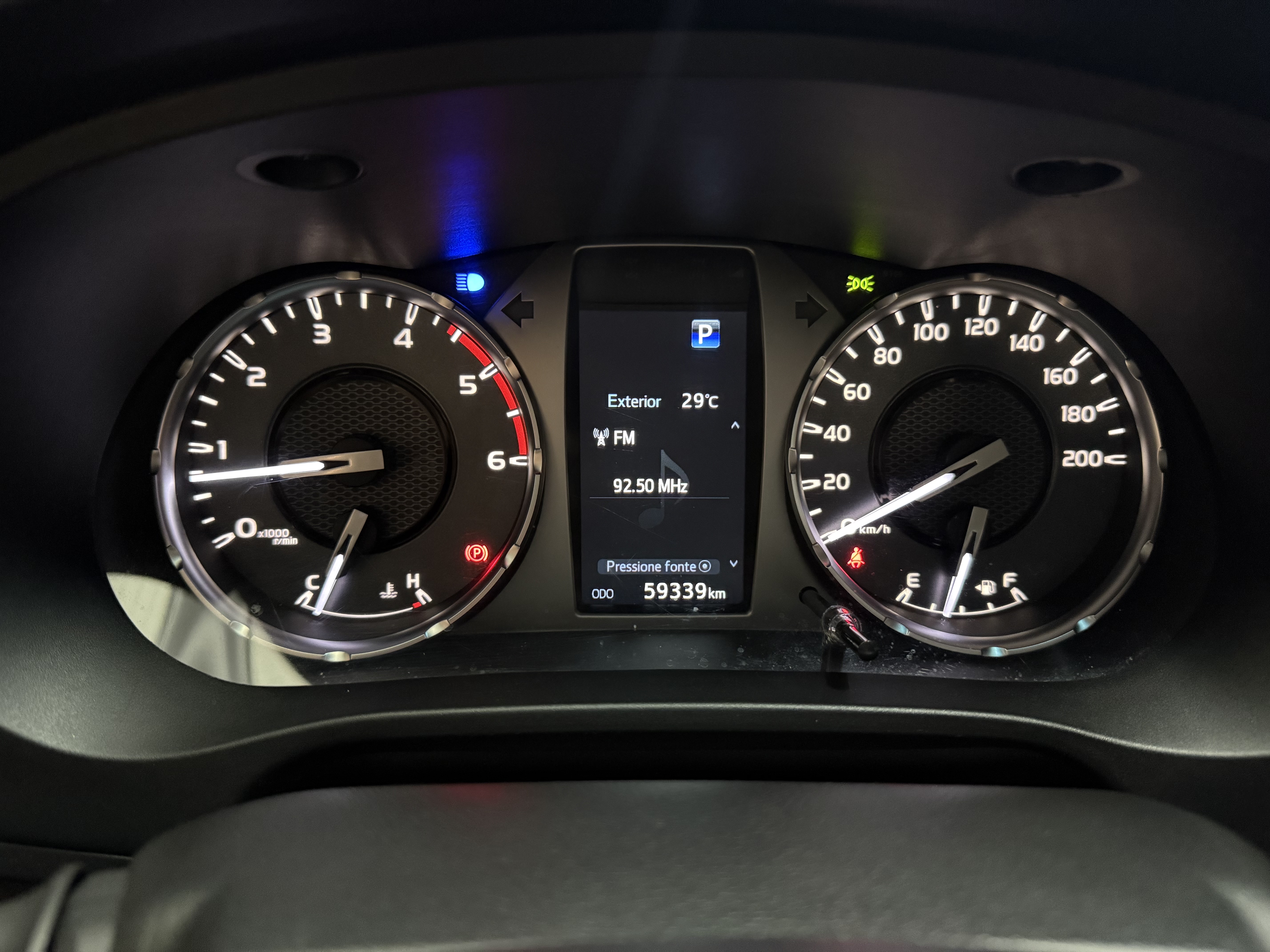 HILUX 2.8 D-4D TURBO DIESEL CD SRX 4X4 AUTOMÁTICO13