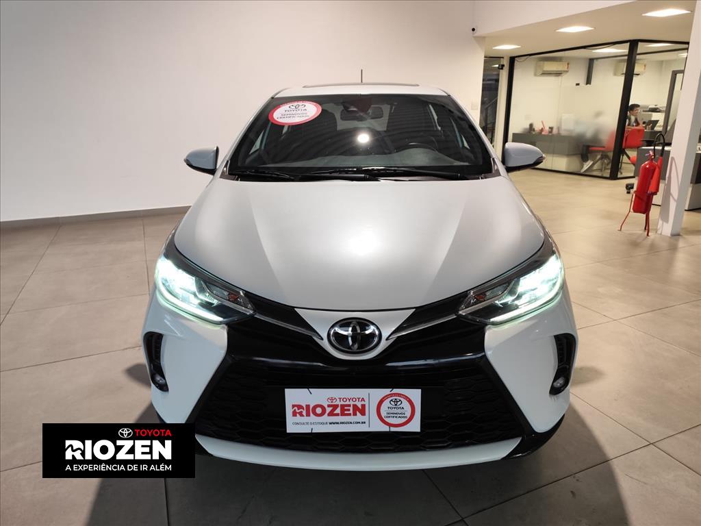 Toyota YARIS 2023