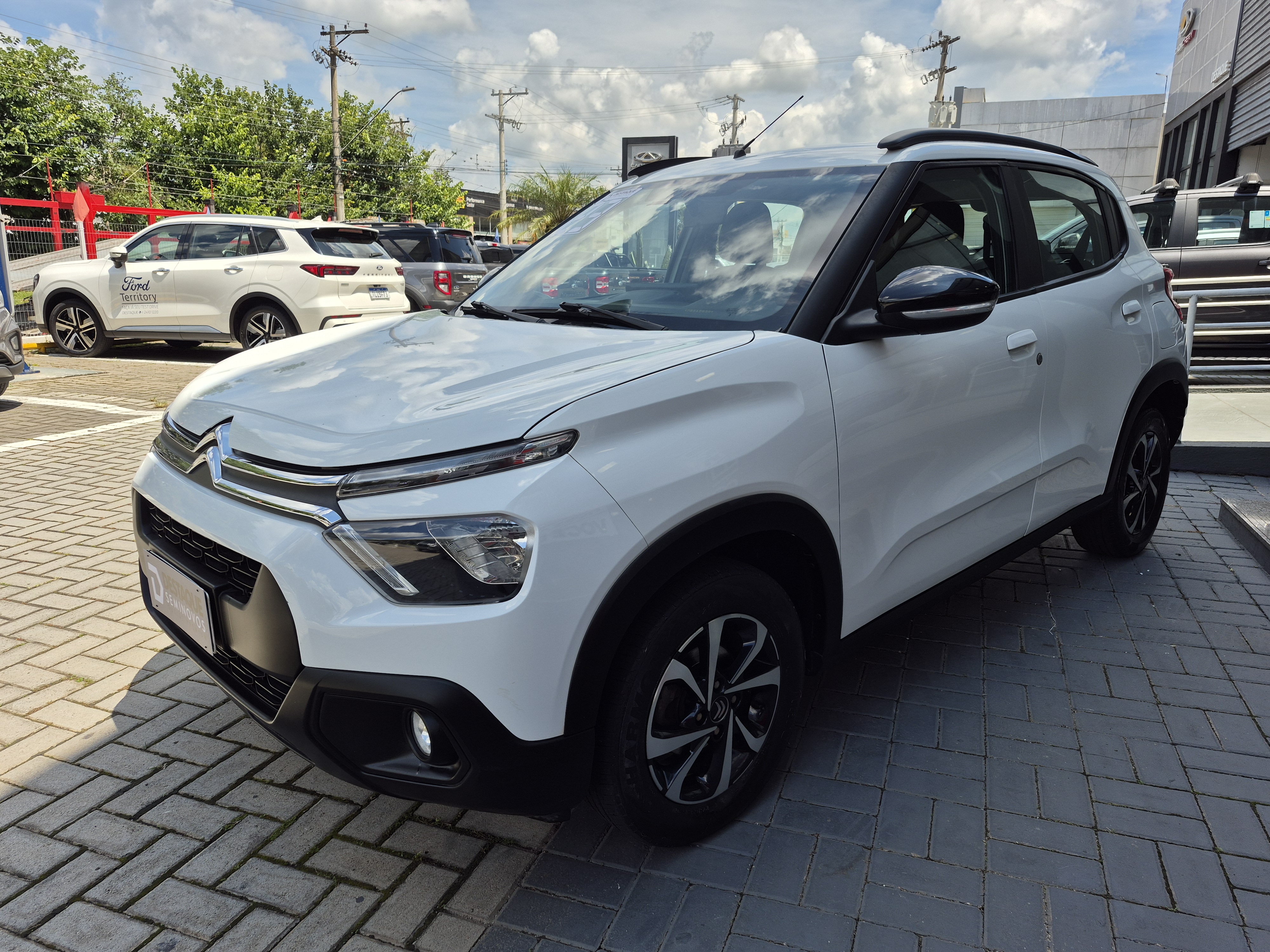 Foto ilustrativa do carro