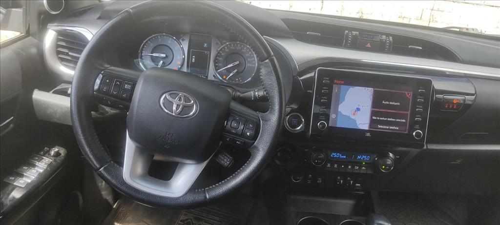 HILUX 2.8 D-4D TURBO DIESEL CD SRX 4X4 AUTOMÁTICO10