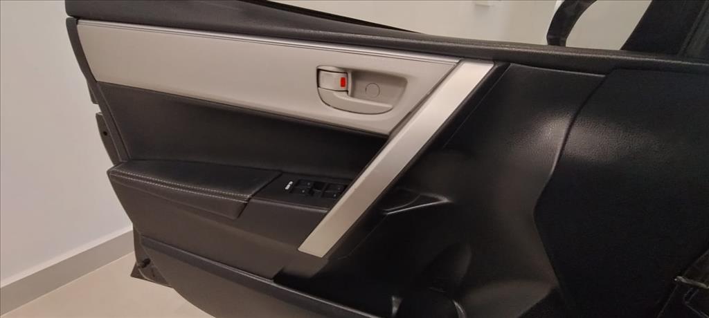 COROLLA 2.0 XEI 16V FLEX 4P AUTOMÁTICO10
