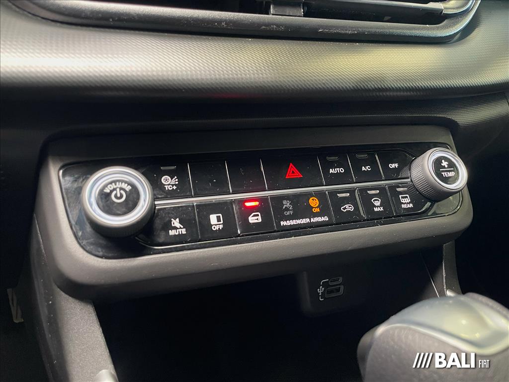 FASTBACK 1.0 TURBO 200 FLEX CVT13